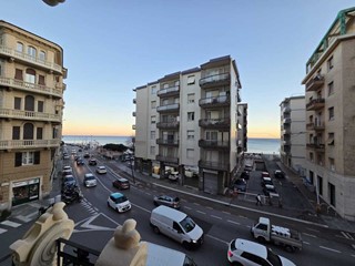 Trilocale in Vendita a Savona, zona FORNACI, 119'000&euro;, 70 m²