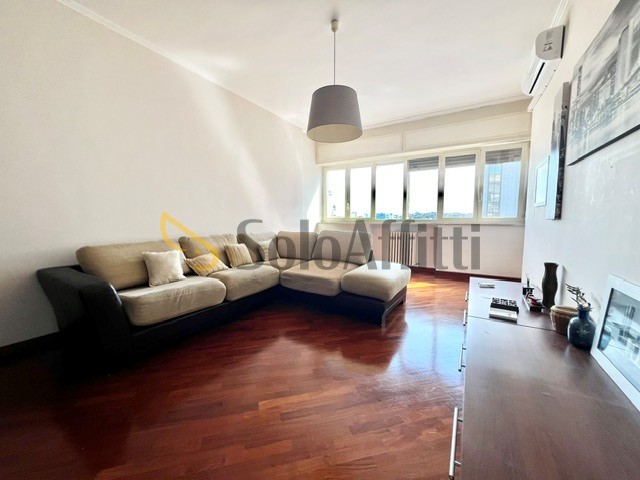 Trilocale in Affitto a Bari, zona San Pasquale, 900&euro;, 100 m², arredato