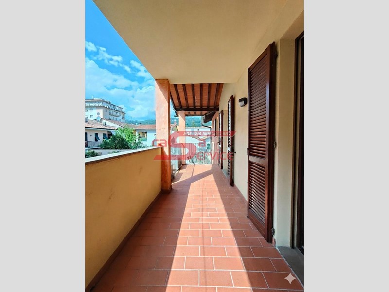 Trilocale in Vendita a Montecatini Terme, 140'000&euro;, 75 m², con Box