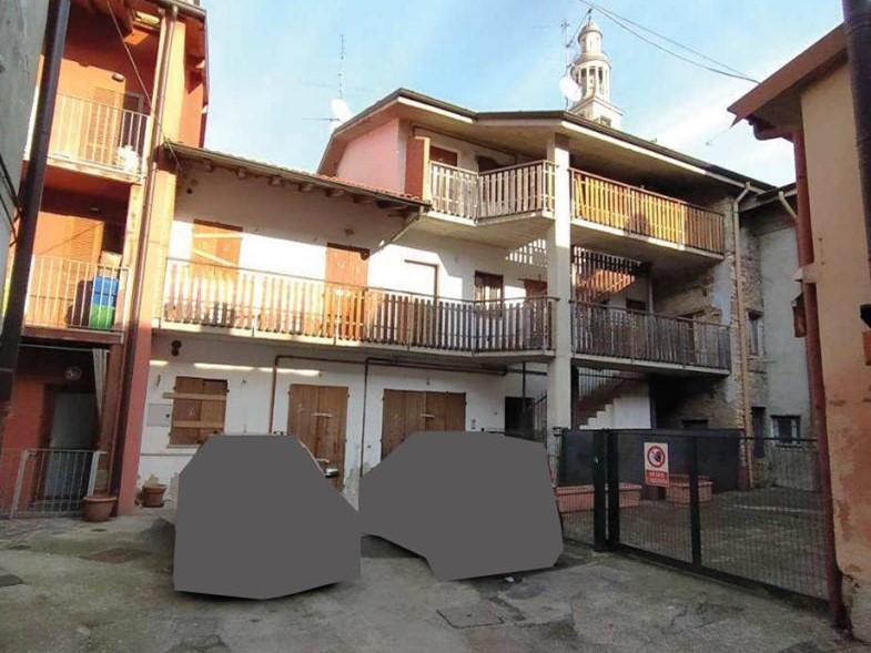 Appartamento in Vendita a Seriate, 62'000&euro;, 304 m²