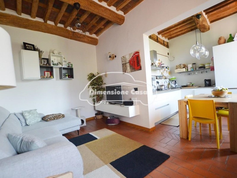 Appartamento in Vendita a Lucca, zona San Concordio Contrada, 270'000&euro;, 125 m²