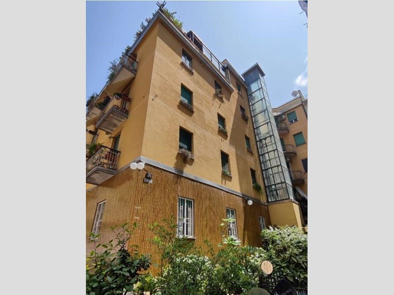 Trilocale in Vendita a Milano, 121'500&euro;, 77 m²