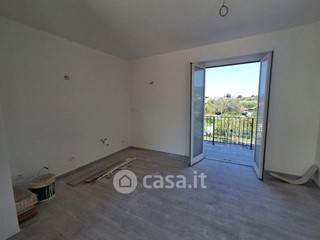 Appartamento in Vendita a Carrara, 260'000&euro;, 100 m²