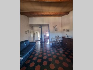 Trilocale in Vendita a Colle di Val D'Elsa, zona Castel San Gimignano, 55'000&euro;, 56 m², arredato