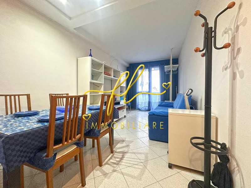 Trilocale in Vendita a Cecina, 135'000&euro;, 71 m²
