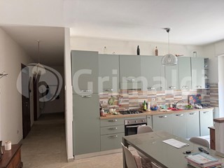 Trilocale in Vendita a Perugia, 130'000&euro;, 83 m²