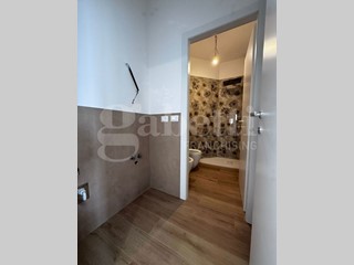 Bilocale in Vendita a Bologna, 180'000&euro;, 40 m²