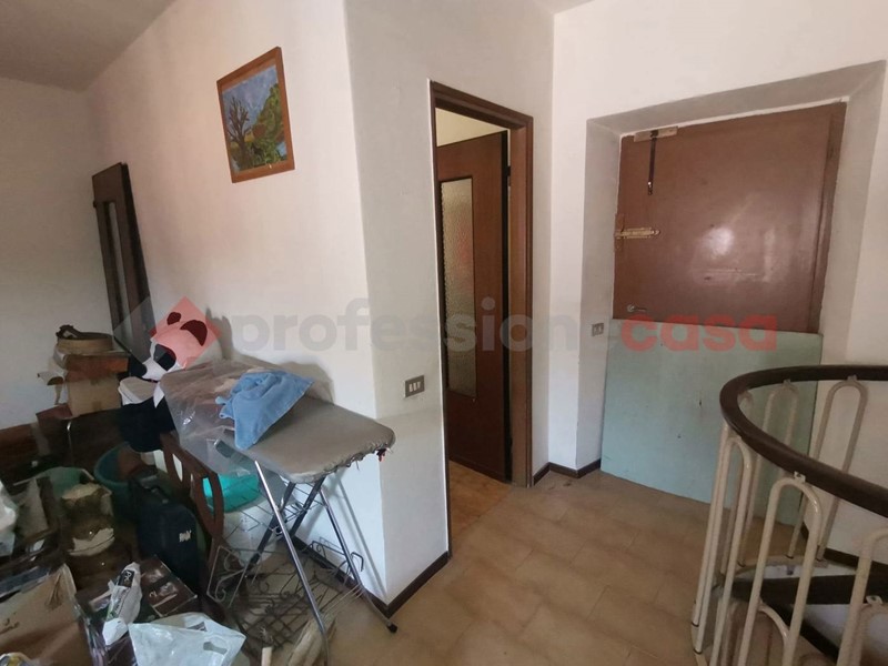 Quadrilocale in Vendita a Figino Serenza, 59'000&euro;, 100 m²