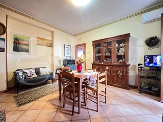 Bilocale in Vendita a Siracusa, 75'000&euro;, 57 m²