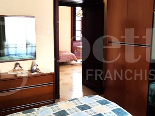 Quadrilocale in Vendita a Napoli, 285'000&euro;, 120 m²