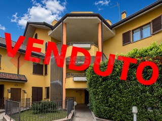 Bilocale in Vendita a Masate, 153'000&euro;, 65 m², con Box