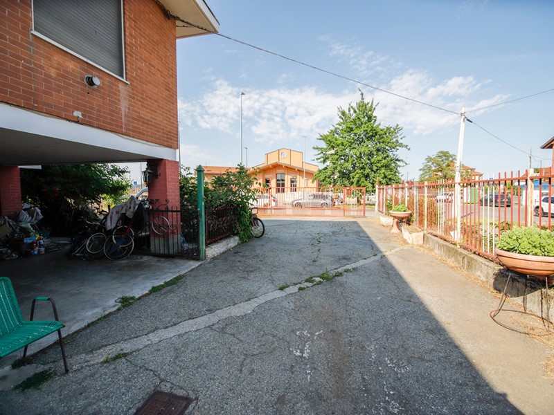 Quadrilocale in Vendita a Moncalieri, 255'000&euro;, 103 m², con Box