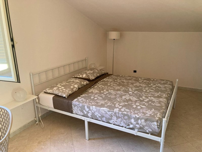 Quadrilocale in Affitto a Messina, 800&euro;, 120 m²