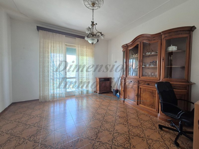 Quadrilocale in Vendita a Rosignano Marittimo, 148'000&euro;, 80 m², con Box