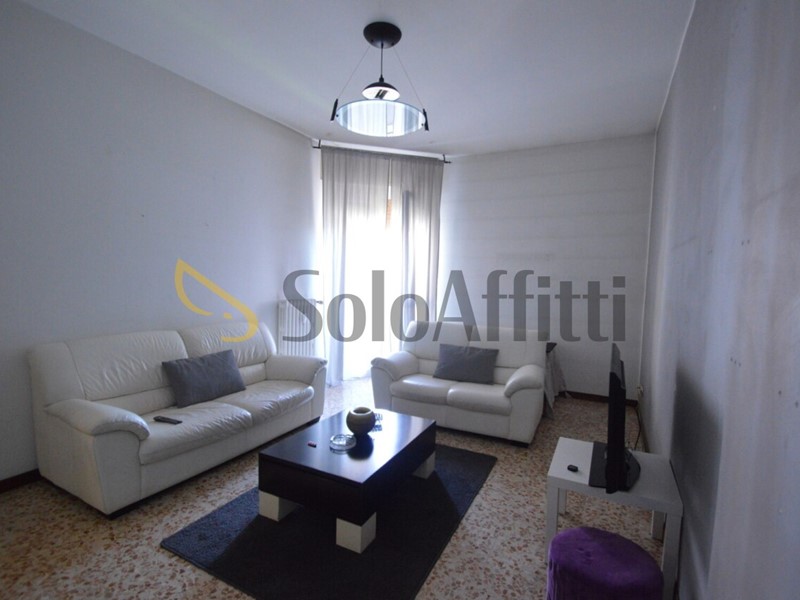 Trilocale in Affitto a Opera, 930&euro;, 95 m², arredato