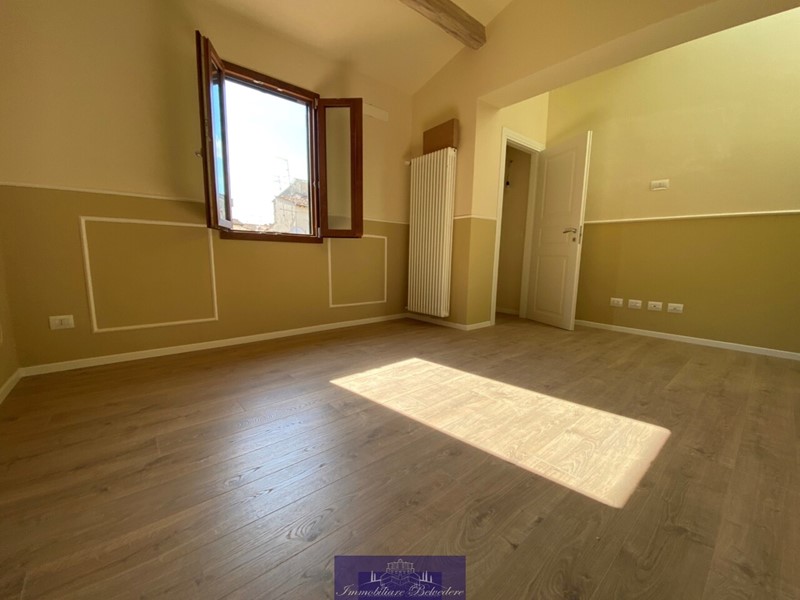 Quadrilocale in Vendita a Firenze, zona Statuto, 350'000&euro;, 80 m²