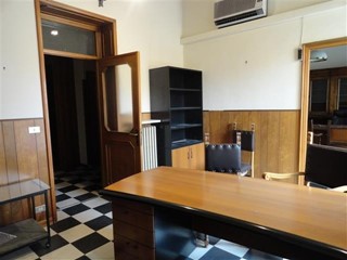 Quadrilocale in Vendita a Imperia, 240'000&euro;, 120 m²
