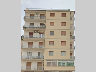 Trilocale in Affitto a Casamassima, zona centro, 600&euro;, 100 m²