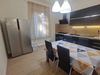 Appartamento in Affitto a Pisa, 550&euro;, 130 m², arredato