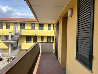Trilocale in Vendita a Santa Maria a Monte, zona Ponticelli, 107'000&euro;, 60 m²