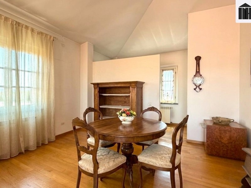 Quadrilocale in Vendita a Santa Croce sull'Arno, 125'000&euro;, 95 m²