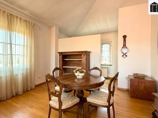 Quadrilocale in Vendita a Santa Croce sull'Arno, 125'000&euro;, 95 m²