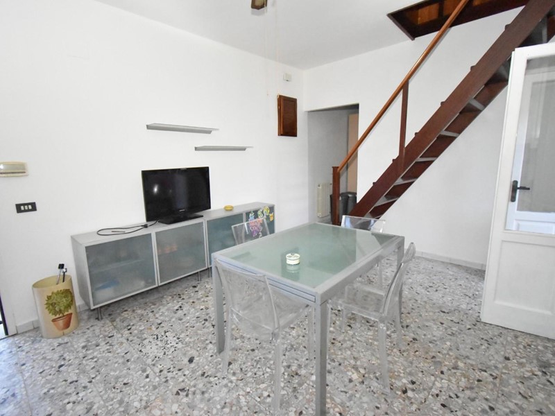 Quadrilocale in Vendita a San Giuliano Terme, zona Pontasserchio, 135'000&euro;, 100 m²