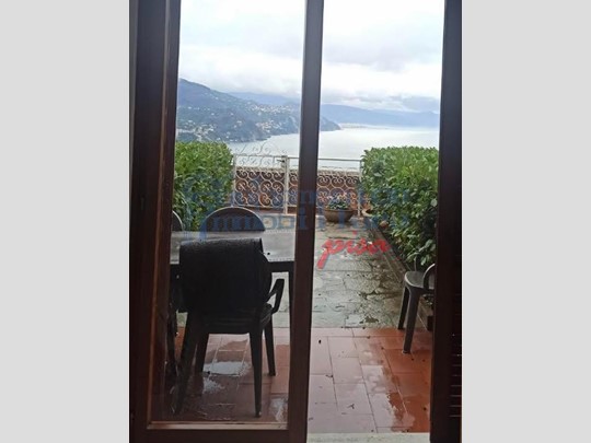 Loft in Vendita a Rapallo, 10'000&euro;, 36 m², arredato