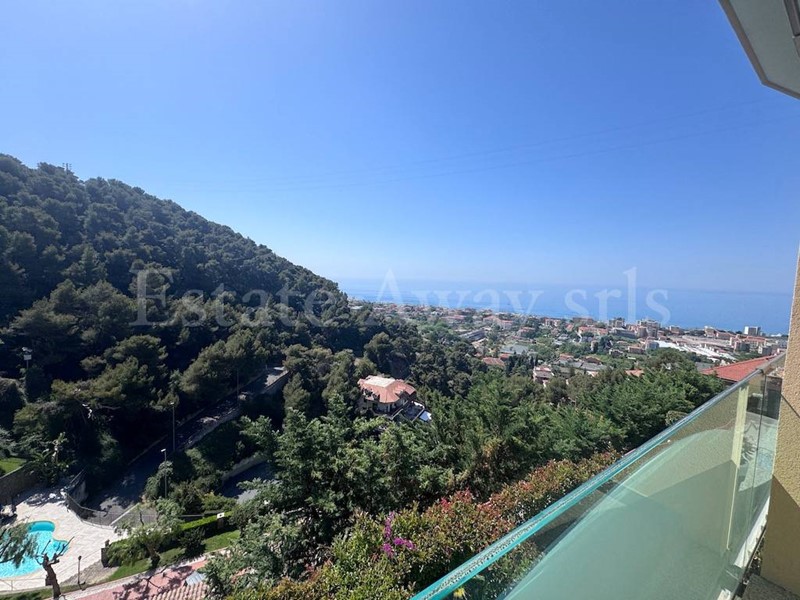 Bilocale in Vendita a Vallecrosia, 225'000&euro;, 45 m²