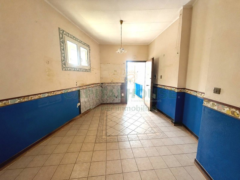 Bilocale in Vendita a San Prisco, 19'000&euro;, 50 m²