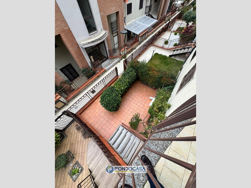 Quadrilocale in Vendita a Salerno, 305'000&euro;, 100 m²