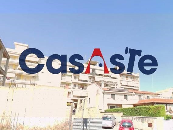Appartamento in Vendita a Canosa di Puglia, 84'750&euro;, 98 m²