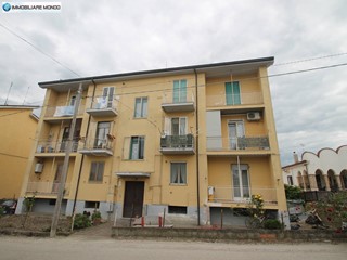 Quadrilocale in Vendita a Ururi, 20'000&euro;, 85 m²