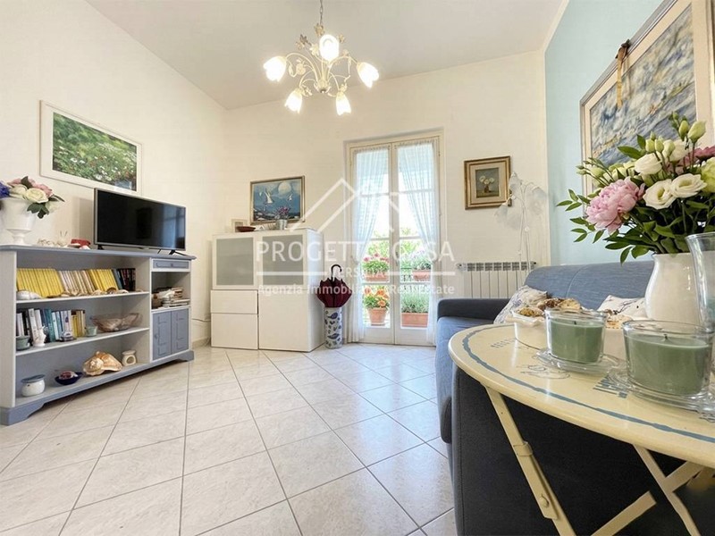 Appartamento in Vendita a Pietrasanta, 330'000&euro;, 80 m²