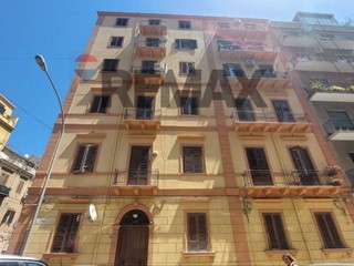 Appartamento in Affitto a Palermo, 650&euro;, 130 m²