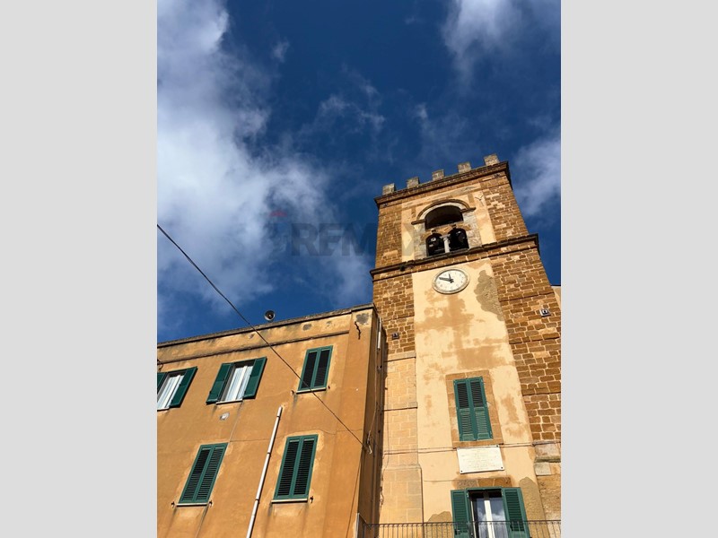 Quadrilocale in Vendita a Caltagirone, 17'000&euro;, 80 m², con Box