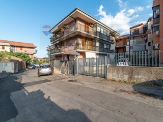 Quadrilocale in Vendita a Aci Catena, 148'000&euro;, 120 m²