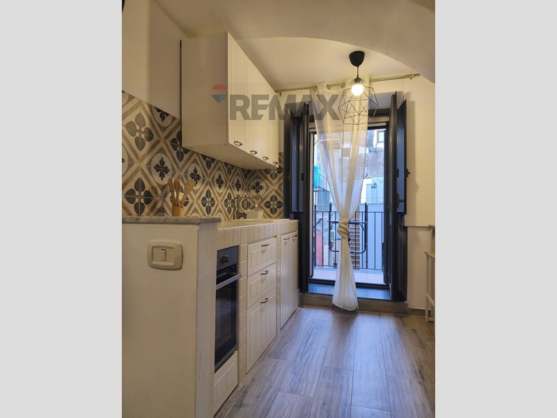 Bilocale in Vendita a Catania, 185'000&euro;, 65 m²