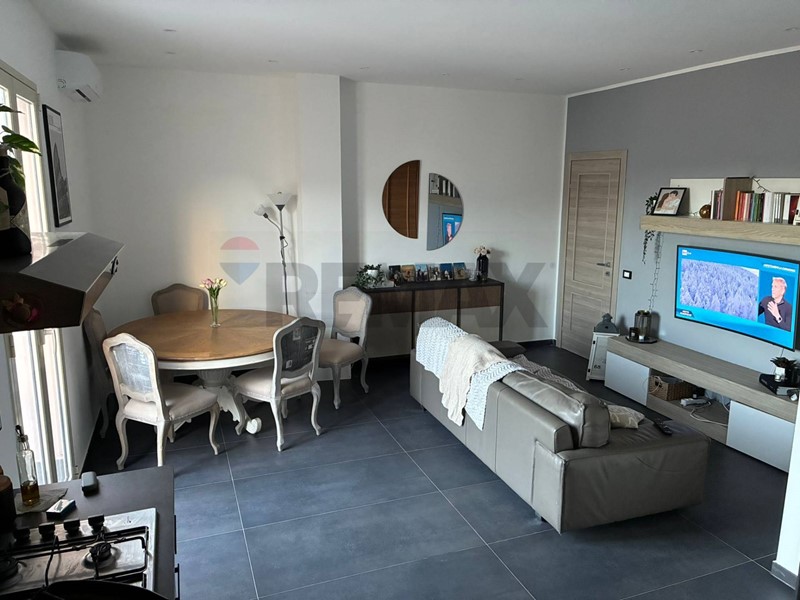 Attico in Vendita a Palermo, 94'000&euro;, 92 m²