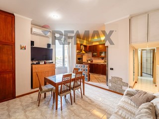 Bilocale in Vendita a Roma, 359'000&euro;, 75 m²
