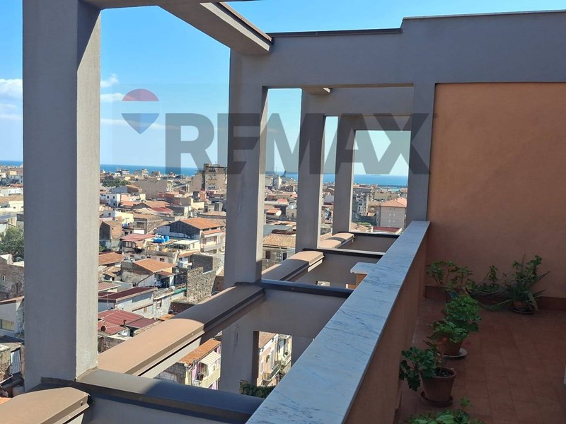 Quadrilocale in Vendita a Catania, 69'000&euro;, 60 m²