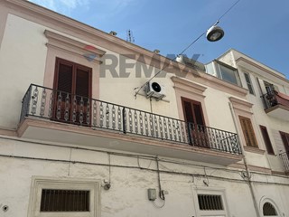 Appartamento in Affitto a Manfredonia, 900&euro;, 207 m²