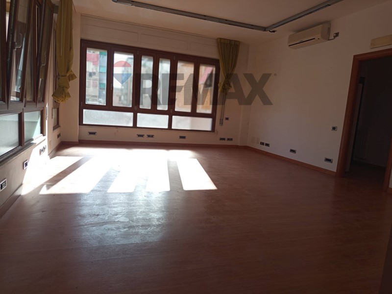 Trilocale in Vendita a Piombino, 100'000&euro;, 68 m²
