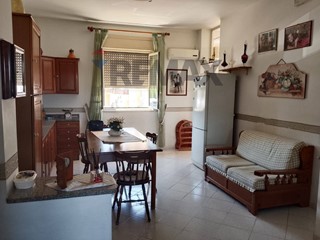 Appartamento in Vendita a Siracusa, 75'000&euro;, 133 m²