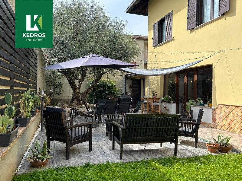Appartamento in Vendita a Busto Arsizio, 349'000&euro;, 200 m²