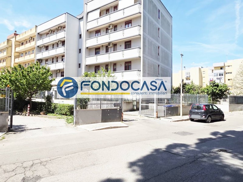 Quadrilocale in Vendita a Brindisi, 149'000&euro;, 160 m²