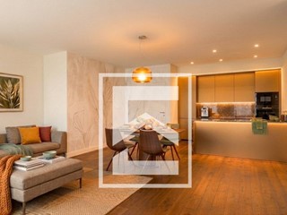 Quadrilocale in Vendita a Soiano Del Lago, 399'000&euro;, 179 m²