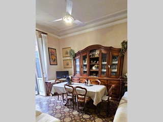 Quadrilocale in Vendita a Firenze, 450'000&euro;, 105 m²