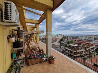 Appartamento in Vendita a Catania, 158'000&euro;, 135 m²