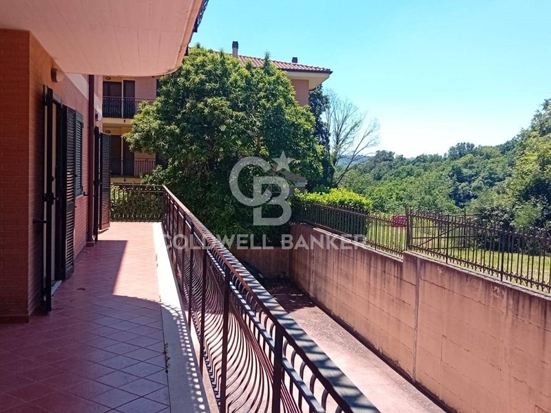 Appartamento in Vendita a Sutri, 140'000&euro;, 105 m²
